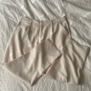 NWT Abercrombie and Fitch Classic Relaxed Straight Trouser